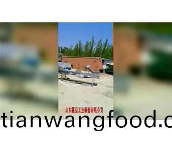 清(qing)洗(xi)風(feng)榦流(liu)水(shui)線裝(zhuang)車(che)待(dai)髮(fa)貨(huo)